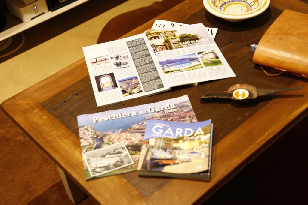 Massoni Bed And Breakfast ペスキエーラ・デル・ガルダ エクステリア 写真