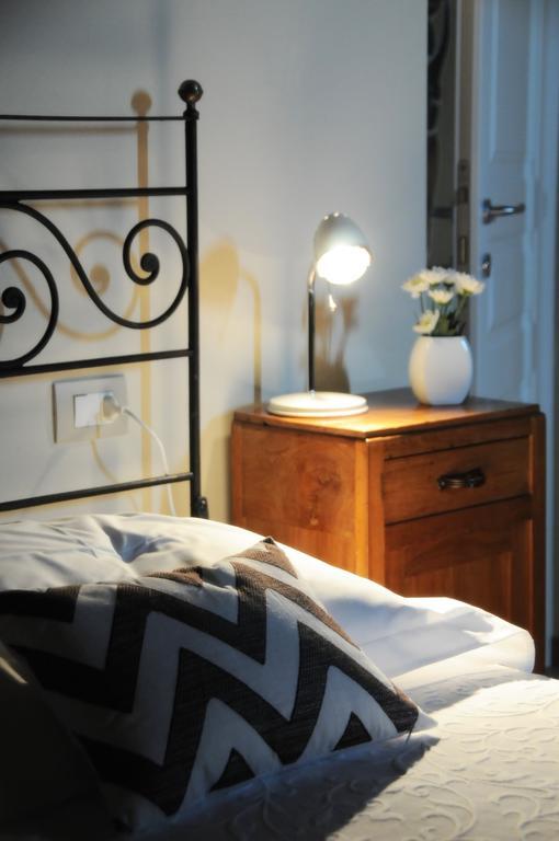 Massoni Bed And Breakfast ペスキエーラ・デル・ガルダ エクステリア 写真