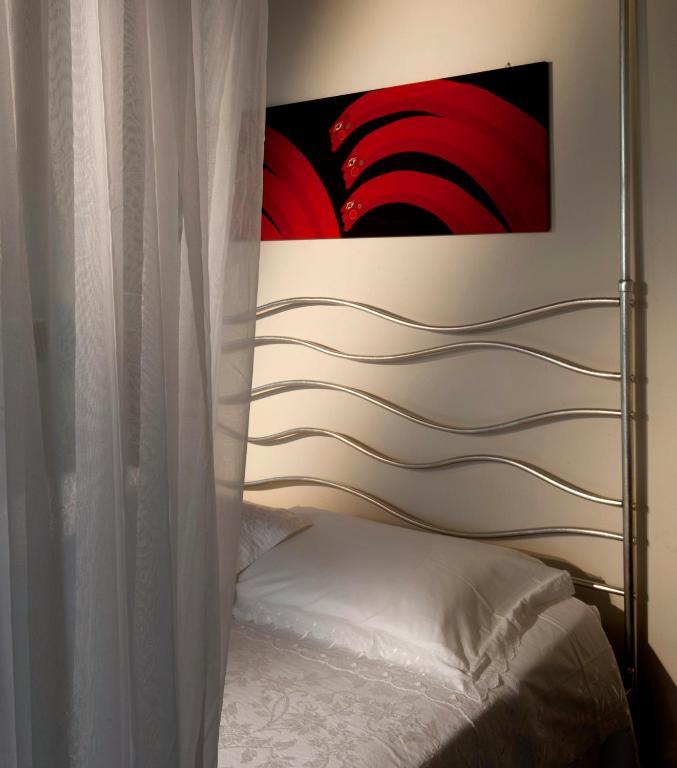 Massoni Bed And Breakfast ペスキエーラ・デル・ガルダ 部屋 写真